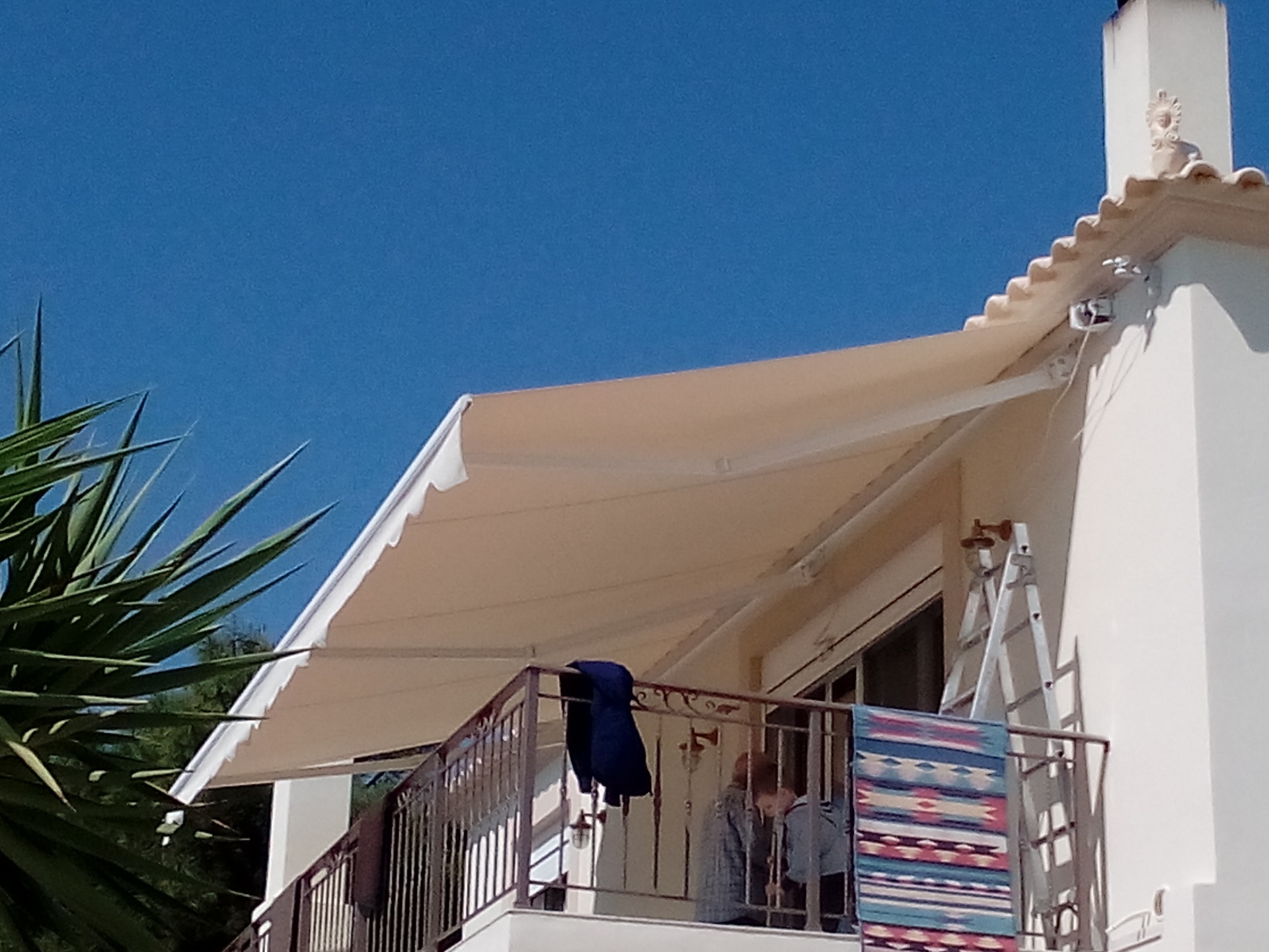Τεντες με βραχίονες